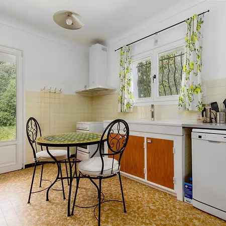 Dom wakacyjny Provenzalische Berta - Mit Terrasse Und Garten In Stadtnaehe By Riviera Homelife *