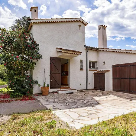 Дом отдыха Provenzalische Berta - Mit Terrasse Und Garten In Stadtnaehe By Riviera Homelife *